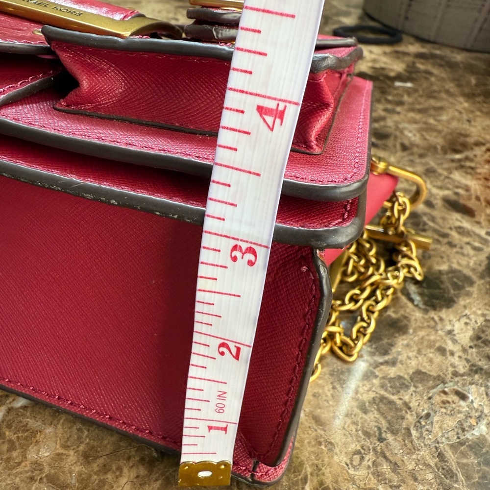 Michael Kors Berry Glazed Leather Hayden Medium Messenger Bag - Picture 10 of 13